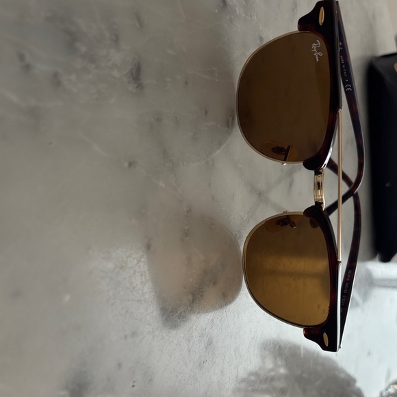 Ray-Ban Tortoise Shell Sunglasses - Picture 2 of 4